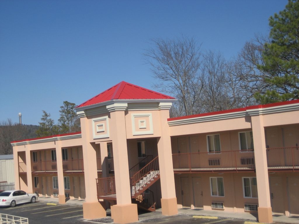 Sands Central Inn Hot Springs Bagian luar foto