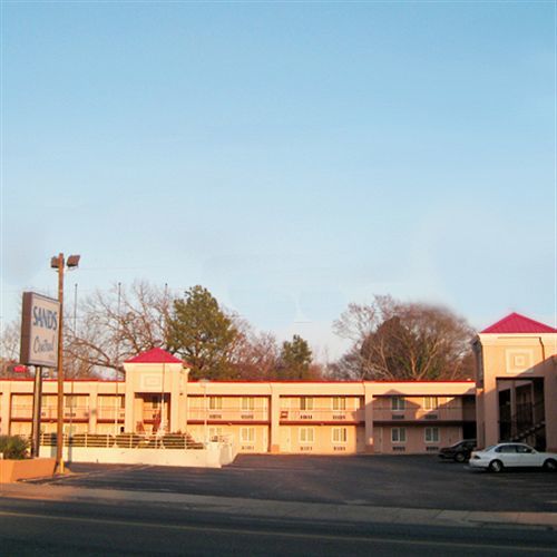 Sands Central Inn Hot Springs Bagian luar foto